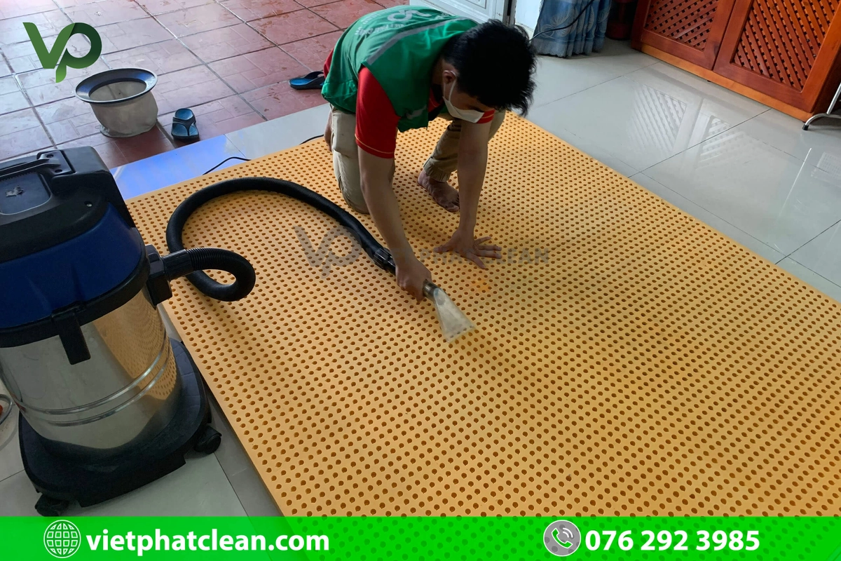 vệ sinh áo nệm cao su bông gấp 3 bằng máy giặt