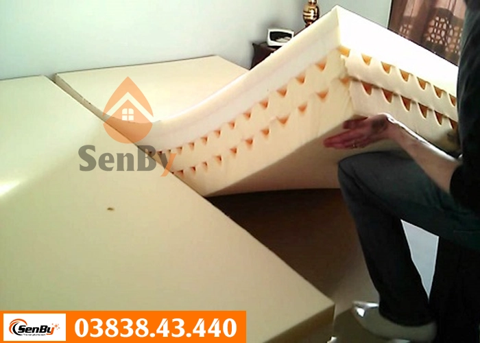 mặt cắt nệm cao su tự nhiên nhiều lỗ thoáng