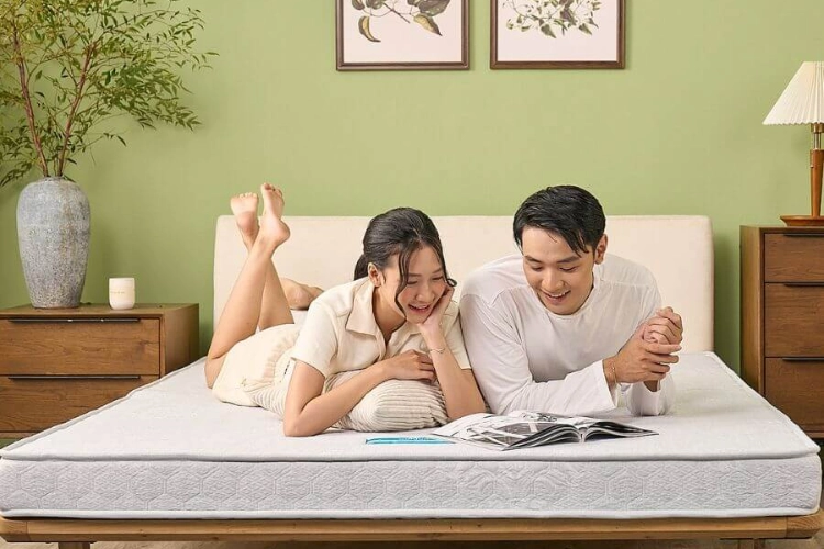 tư vấn viên giải đáp về nệm bông ép
