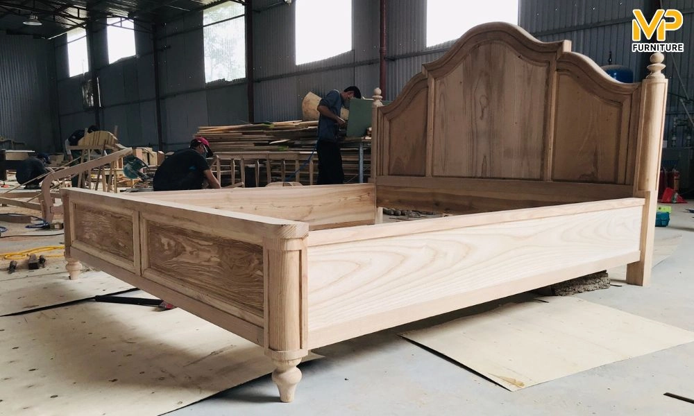 khung giường nan gỗ thoáng cho nệm foam